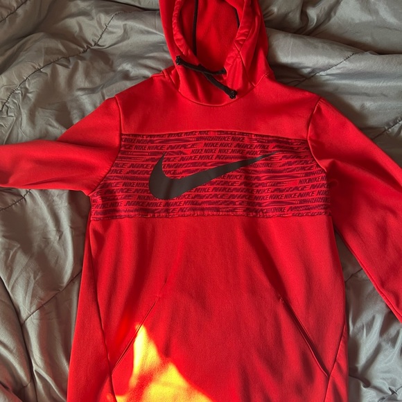 Nike hoodie - Picture 1 of 3